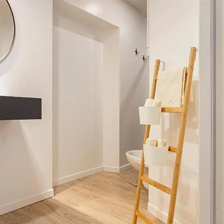 Apartment Functional Isola District